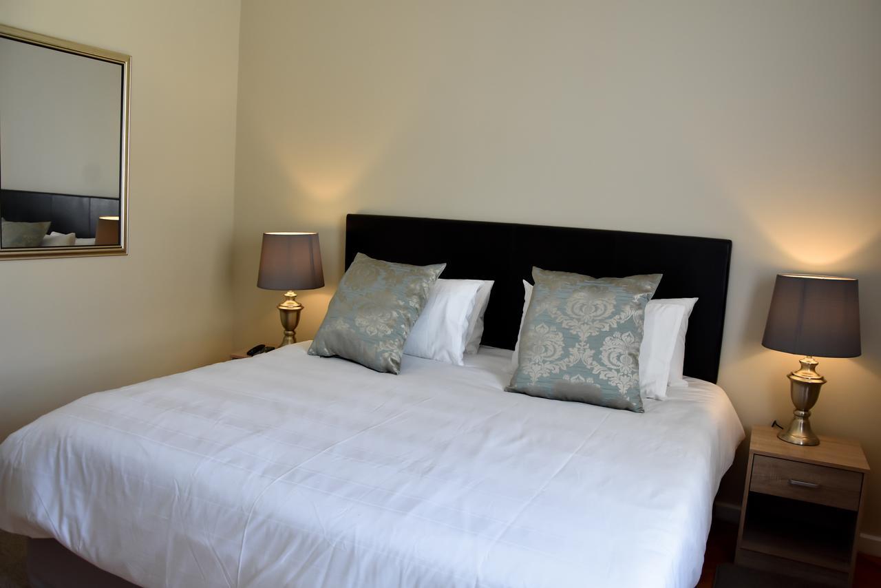 34Onlincoln Guesthouse Bellville Esterno foto